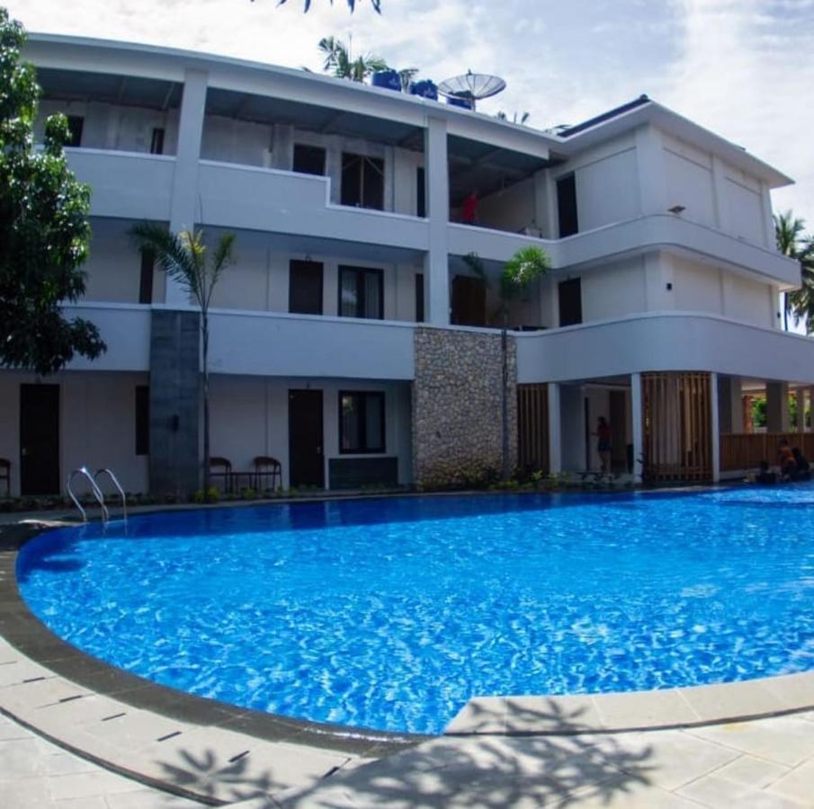 Long Beach Hotel Pangandaran Extérieur photo