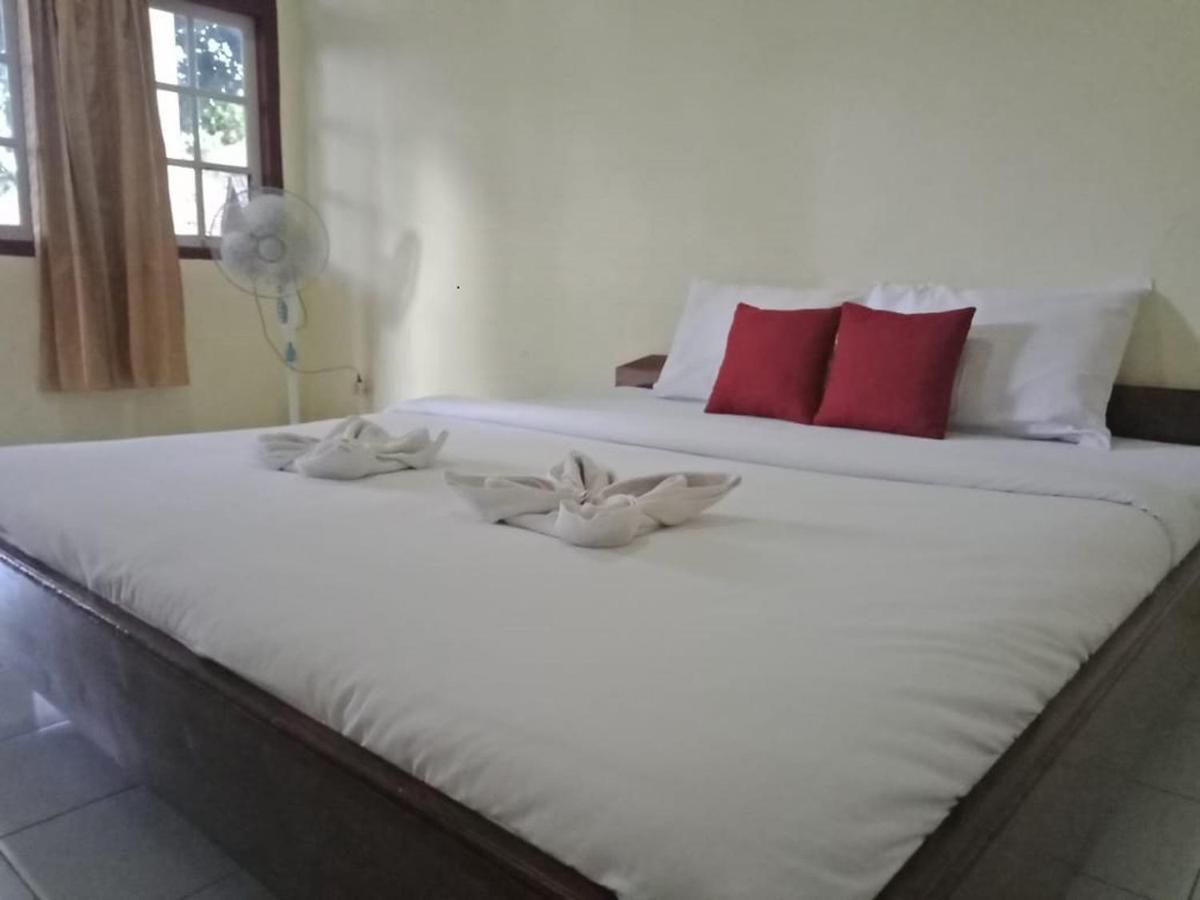 Long Beach Hotel Pangandaran Extérieur photo