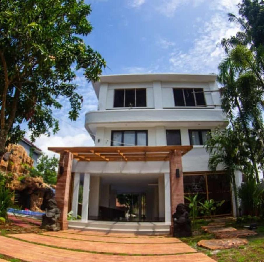 Long Beach Hotel Pangandaran Extérieur photo