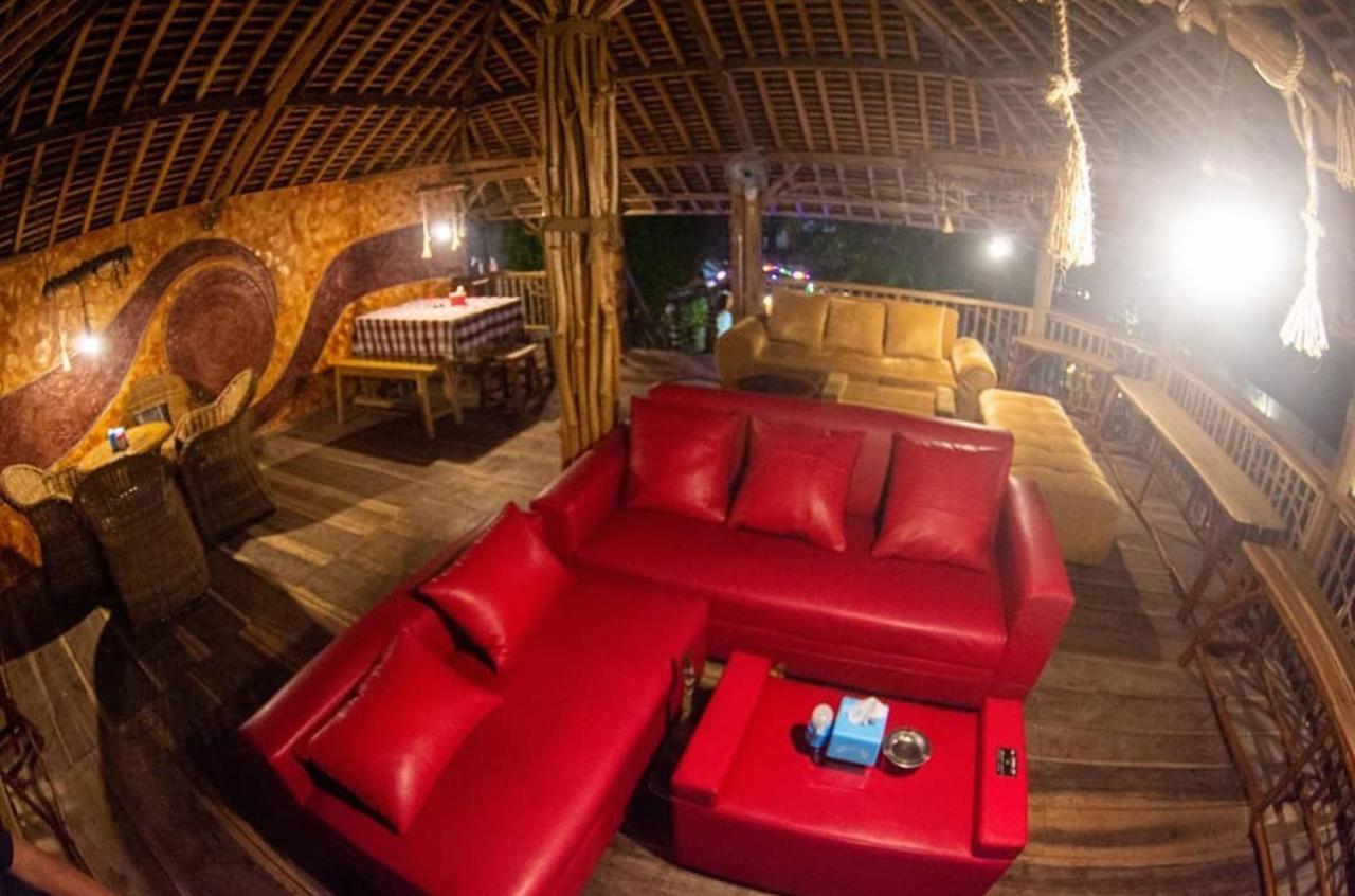 Long Beach Hotel Pangandaran Extérieur photo